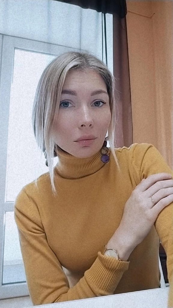 2021-й: чему радовались и о чём сожалеем qBQsGrzV5wE 576x1024 - 2021-й: чему радовались и о чём сожалеем