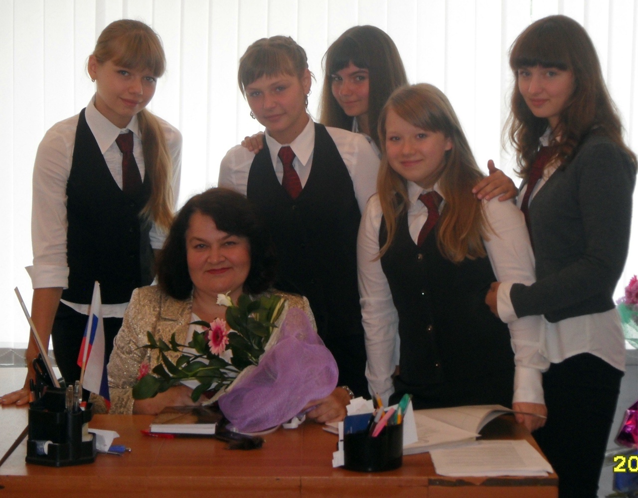 С юбилеем, любимый лицей! HfCScMwLqaQ - С юбилеем, любимый лицей!